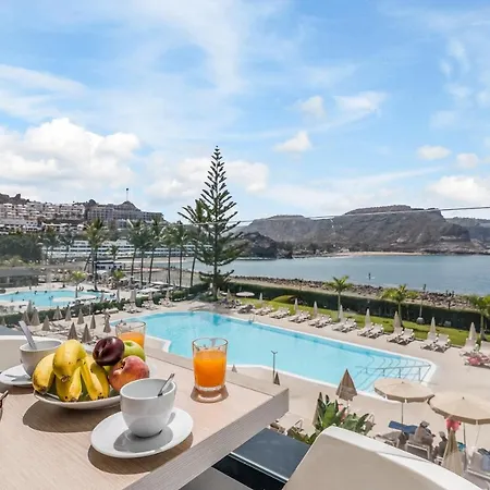 Home2book Stunning Ocean View Studio Mogan, Pool Apartment
