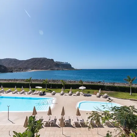 Home2book Stunning Ocean View Studio Mogan, Pool
